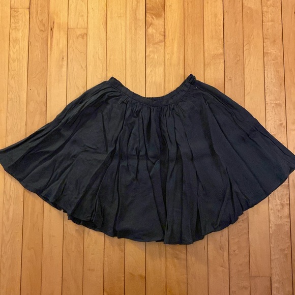 Gray skirt from American Vintage. Size M. Like new. - Picture 2 of 3